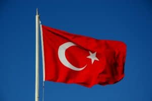 Die Top 10 Sehenswürdigkeiten Istanbul - Eine rote weiße und blaue Flagge - Flagge der Türkei