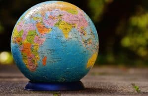 Die Top 10 der flächengrößten Staaten der Welt - Eine Nahaufnahme von einem Ei - Die heilige Bibel